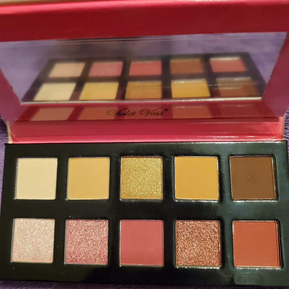 Violet Voss Berry Burst Eyeshadow Palette - Picture 2 of 2